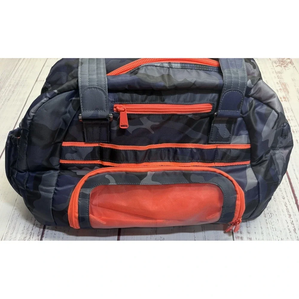 Lug Propeller Duffel Bag Navy Camo Quilted Travel Carry-On Gym Tote Orange Trim